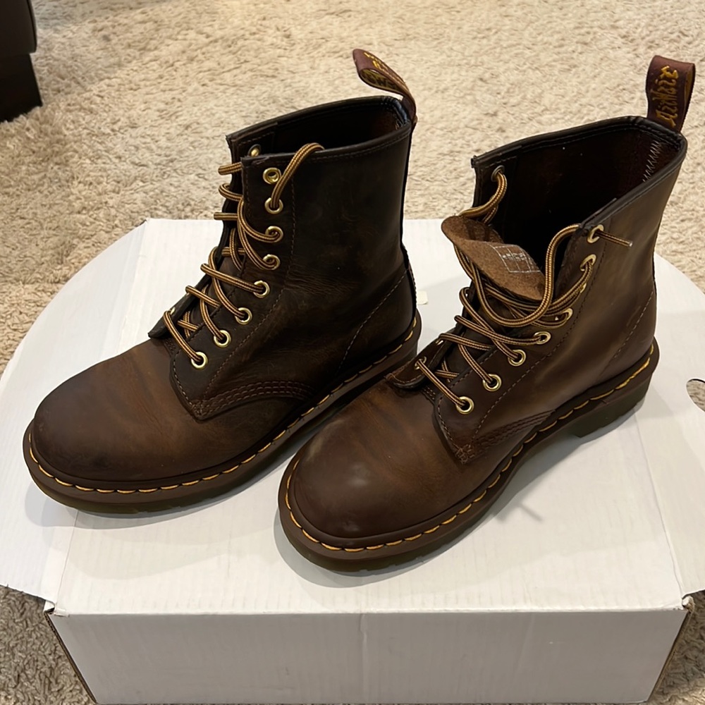 Dr. martens brown boot great shape only used a couple of times